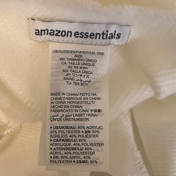 Amazon Essentials Cream Scarf - Picture 2 of 5